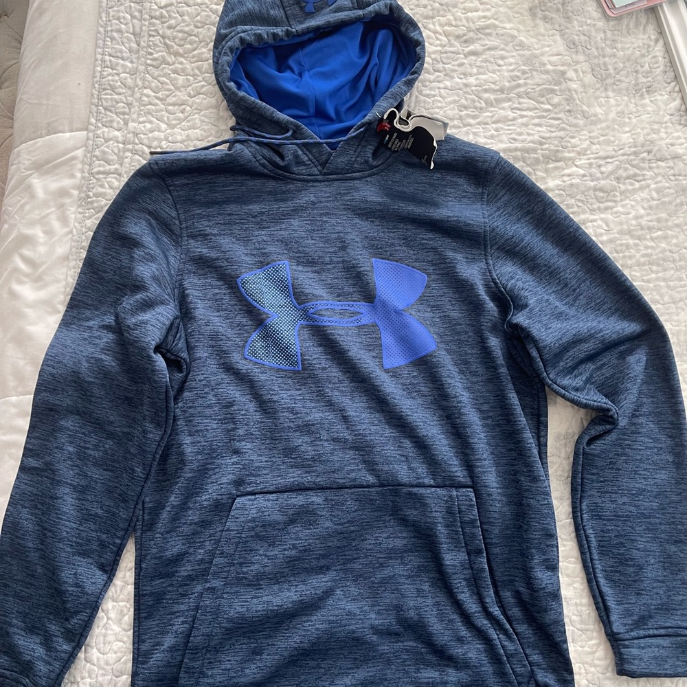 NWT boys Underarmour sweatshirt